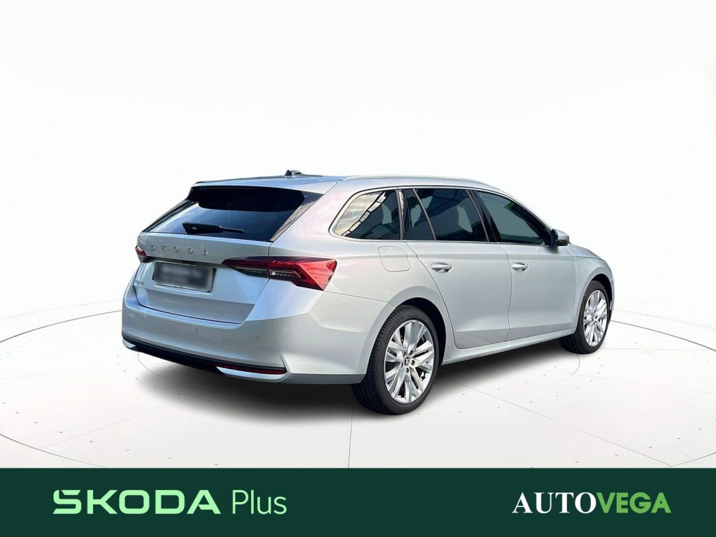 SKODA Octavia wagon 1.5 tsi mhev style 150cv dsg - 4