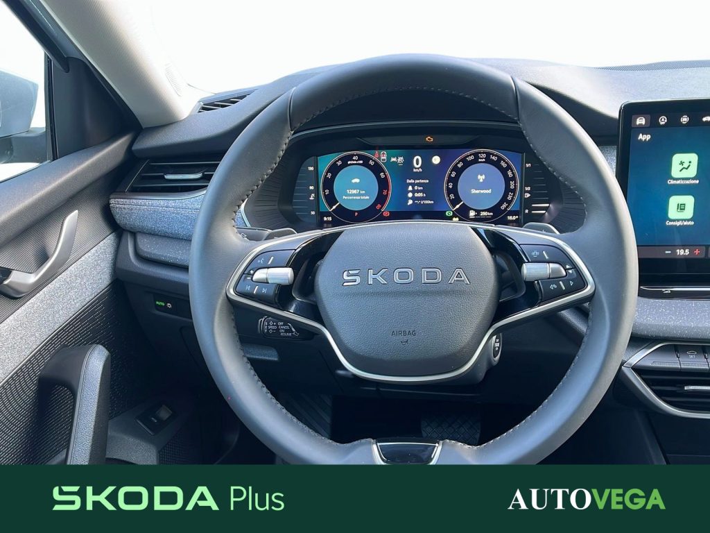 SKODA Octavia wagon 1.5 tsi mhev style 150cv dsg - 9