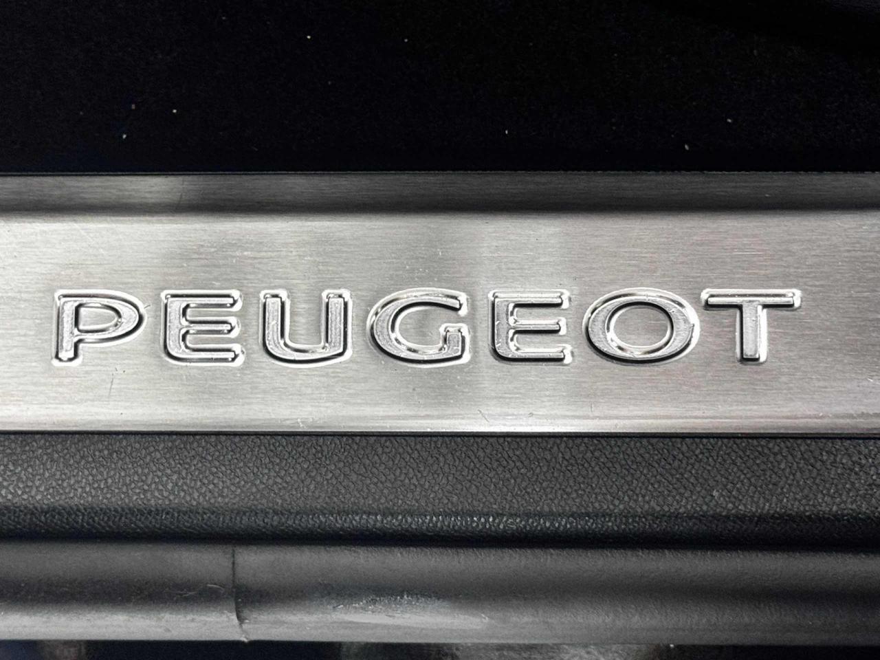 PEUGEOT 5008 GT 130 S&S EAT8 7posti - 31