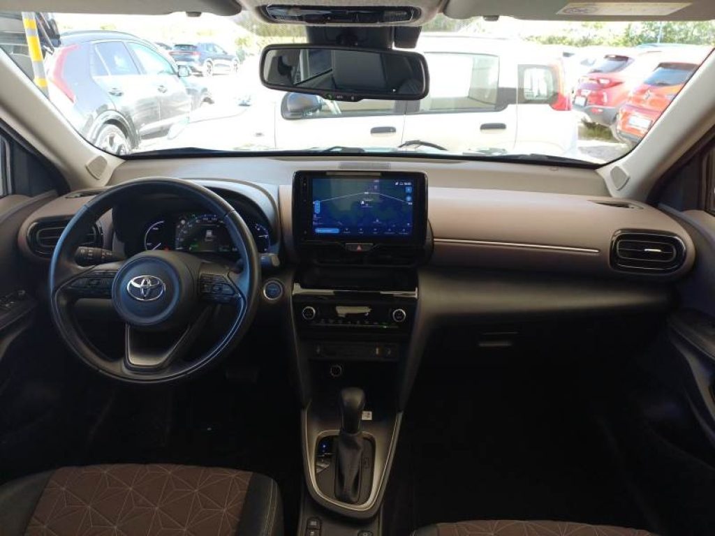 TOYOTA Yaris Cross 1.5 Hybrid 5p. E-CVT Lounge - 6