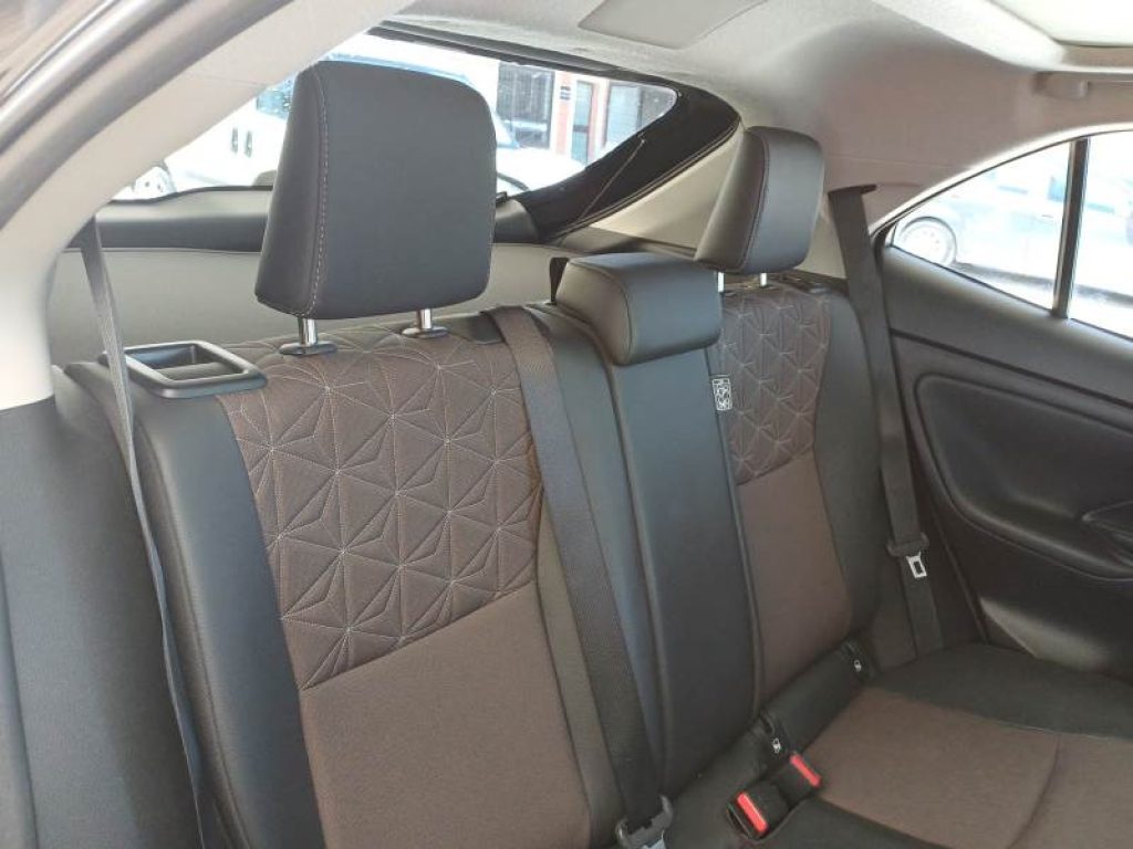 TOYOTA Yaris Cross 1.5 Hybrid 5p. E-CVT Lounge - 11