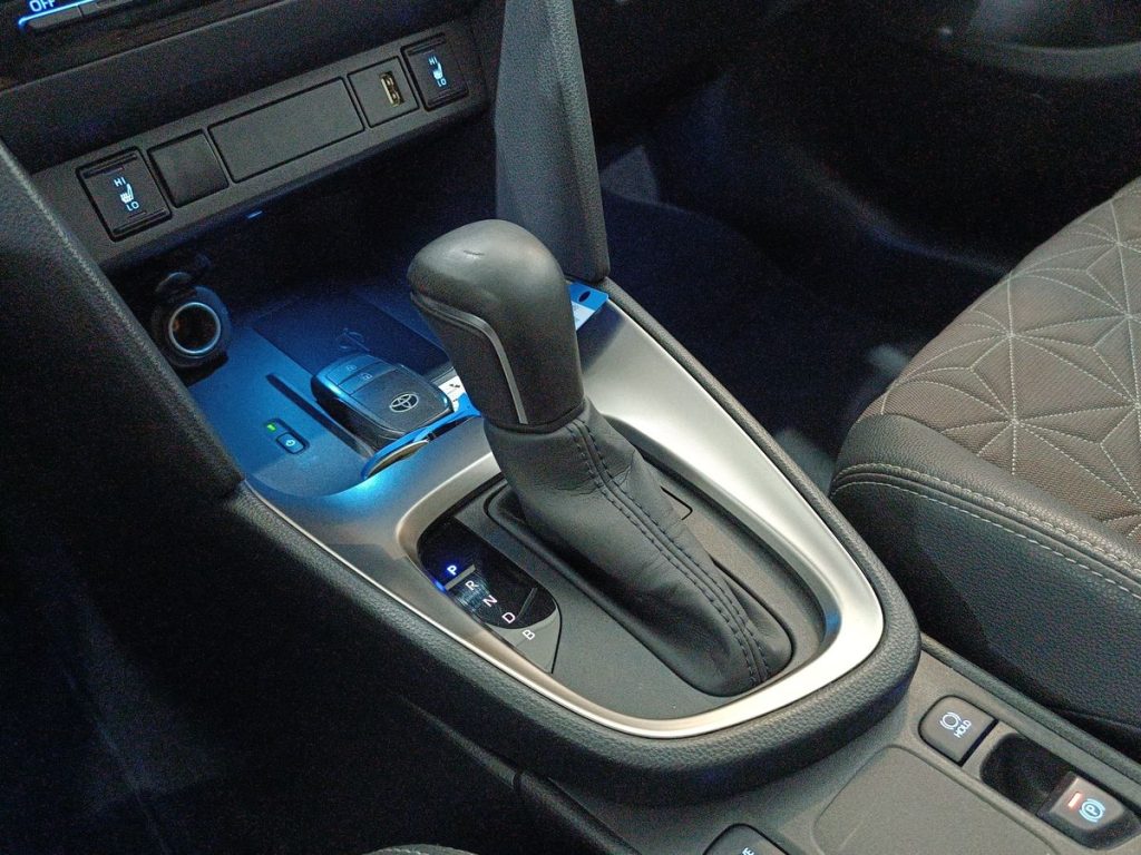 TOYOTA Yaris Cross 1.5 Hybrid 5p. E-CVT Lounge - 8