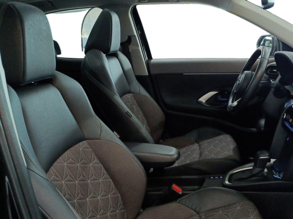 TOYOTA Yaris Cross 1.5 Hybrid 5p. E-CVT Lounge - 10