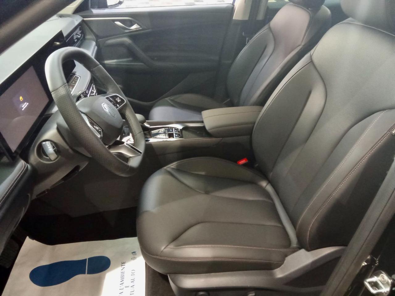 MG HS HEV  224cv Luxury - 6