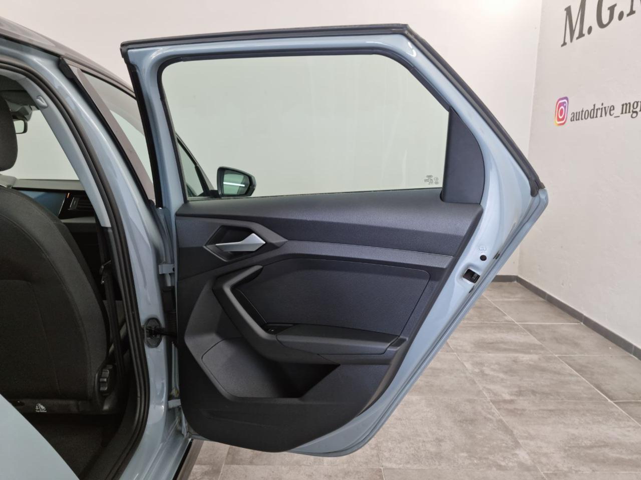 AUDI A1 citycarver 30 TFSI - 21