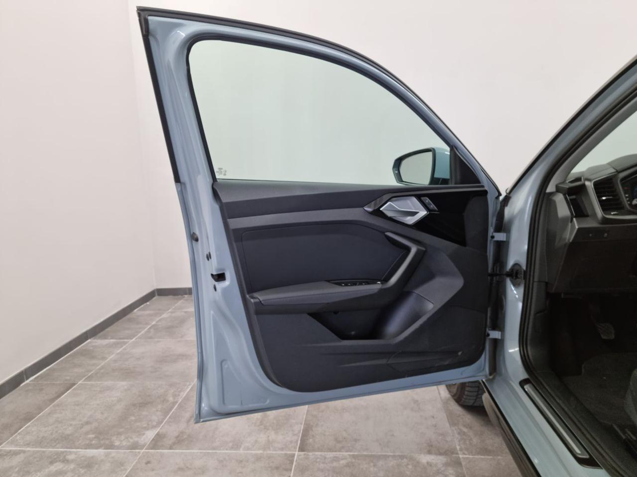 AUDI A1 citycarver 30 TFSI - 19