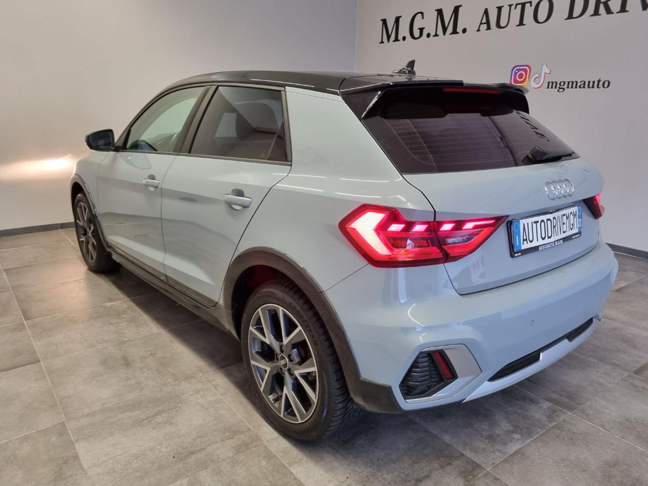 AUDI A1 citycarver 30 TFSI - 32