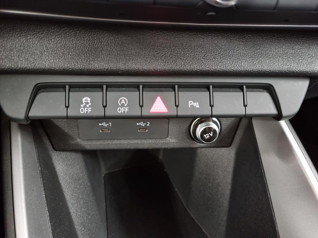 AUDI A1 citycarver 30 TFSI - 27