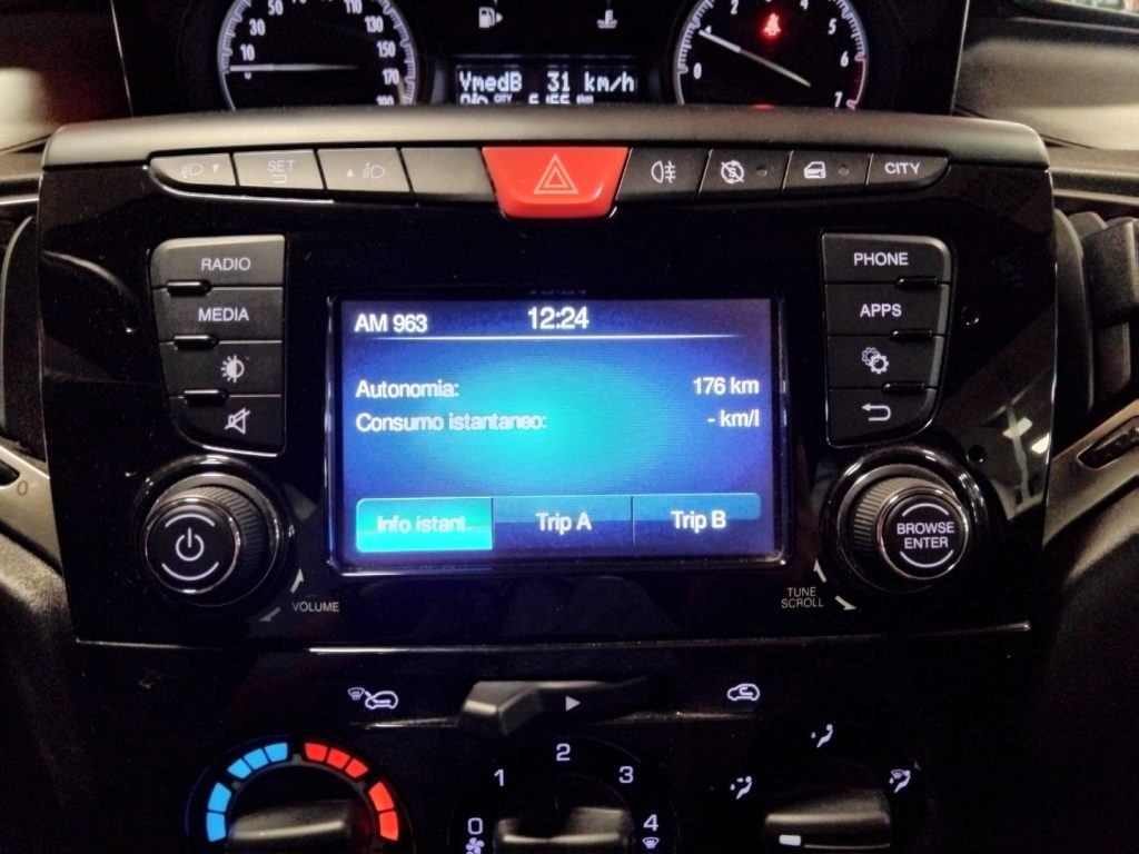 LANCIA Ypsilon 1.2 69 CV 5 porte Gold - 24