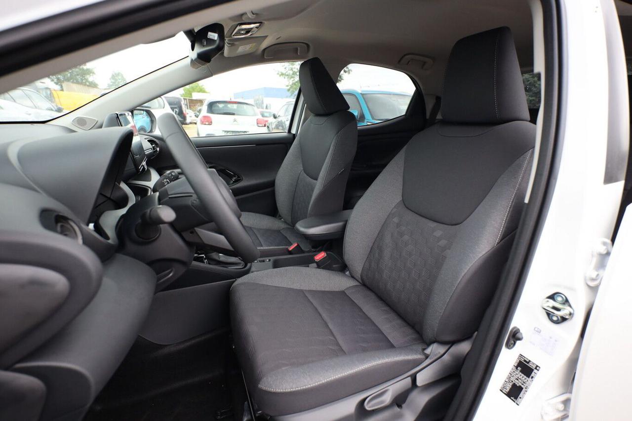 TOYOTA Yaris 1.5 Hybrid 5 porte Trend - 5