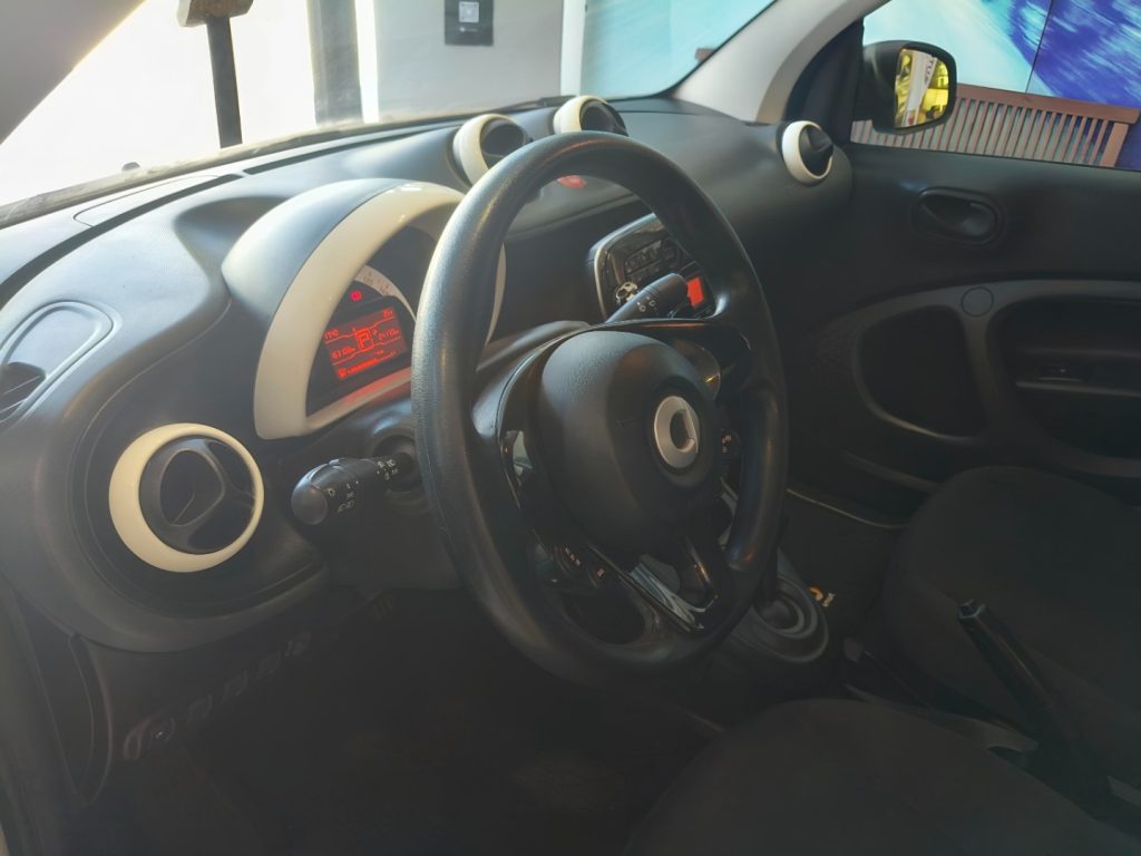 SMART ForTwo 70 1.0 twinamic cabrio Ok Neopatentati C.Vendita - 10