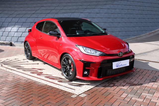 TOYOTA Yaris Rosso metallizzato