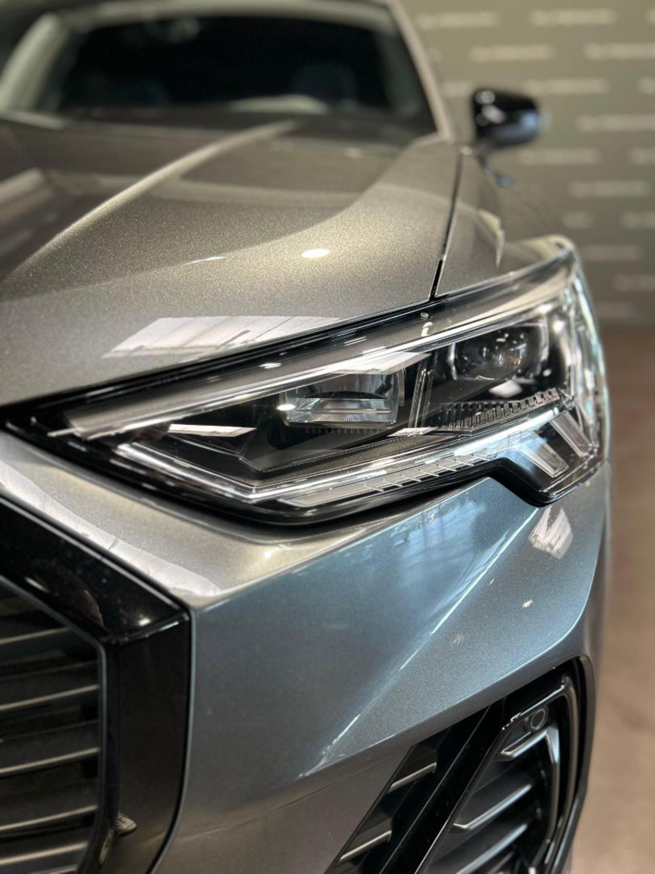 AUDI Q3 35 TDI S tronic Identity Black - 7