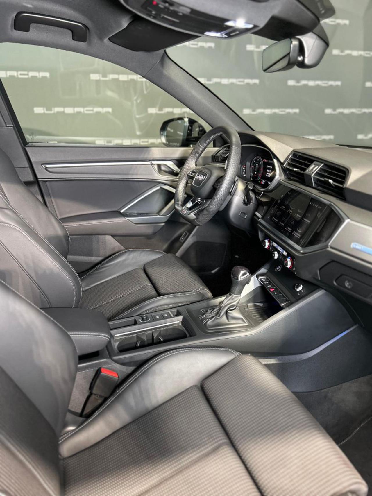 AUDI Q3 35 TDI S tronic Identity Black - 11