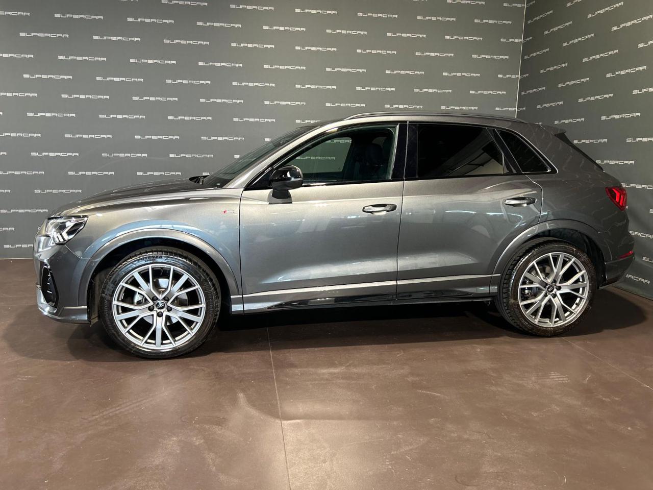 AUDI Q3 35 TDI S tronic Identity Black - 5