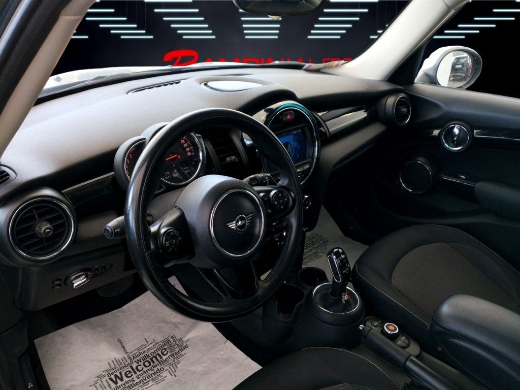 MINI Cooper 1.5 COOPER D Boost 5 porte Automatica Km 63.000 - 15