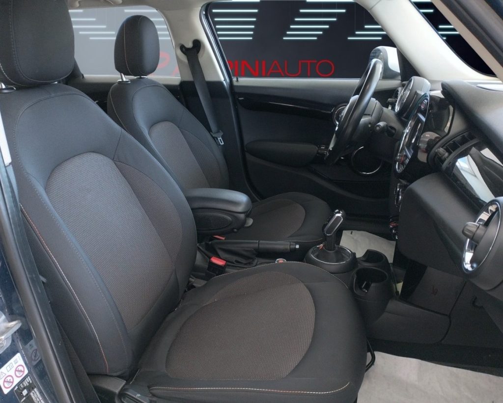 MINI Cooper 1.5 COOPER D Boost 5 porte Automatica Km 63.000 - 19