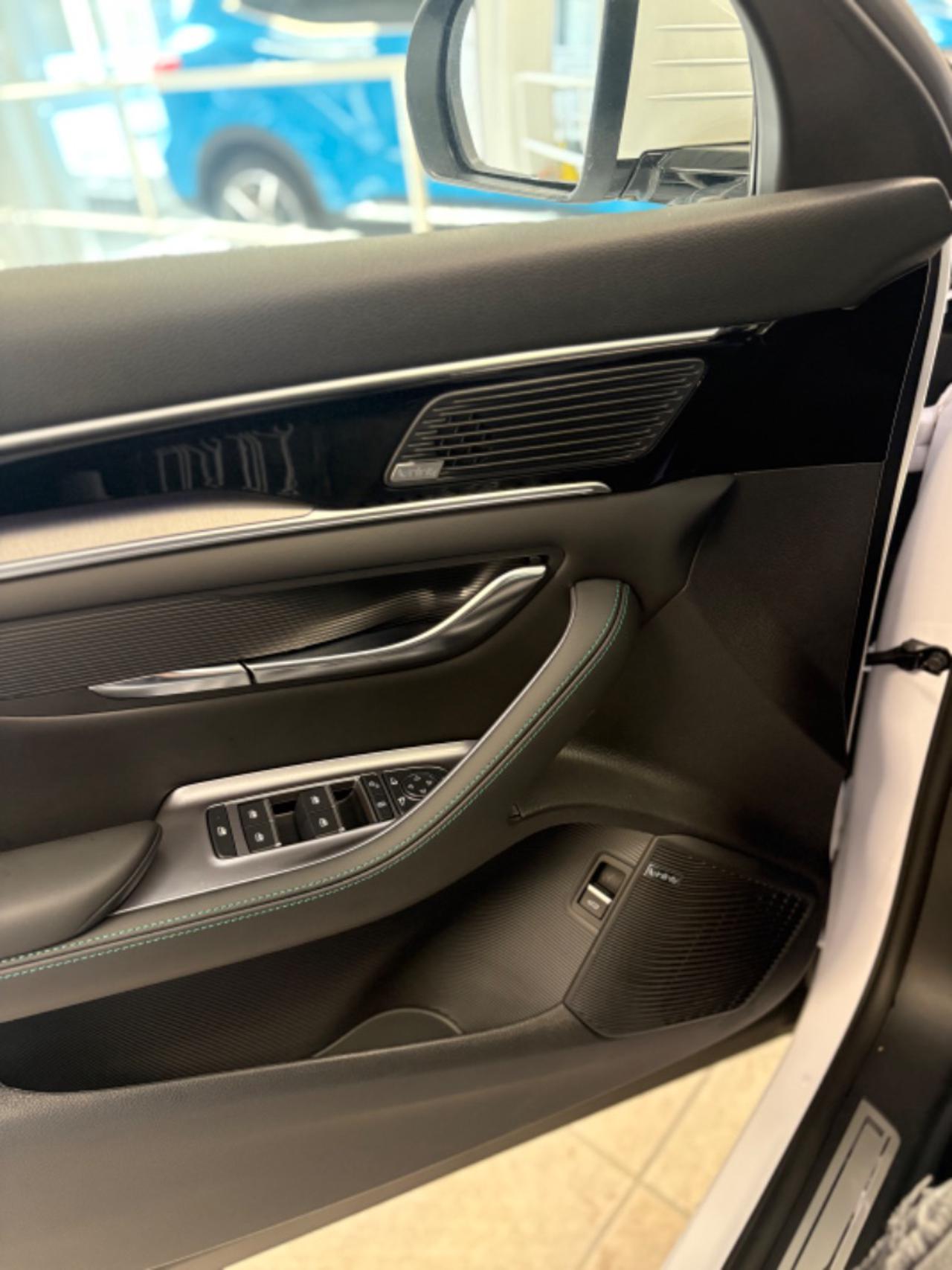 BYD Seal U DMi 1.5 218 CV PHEV Boost PREZZO REALE - 11