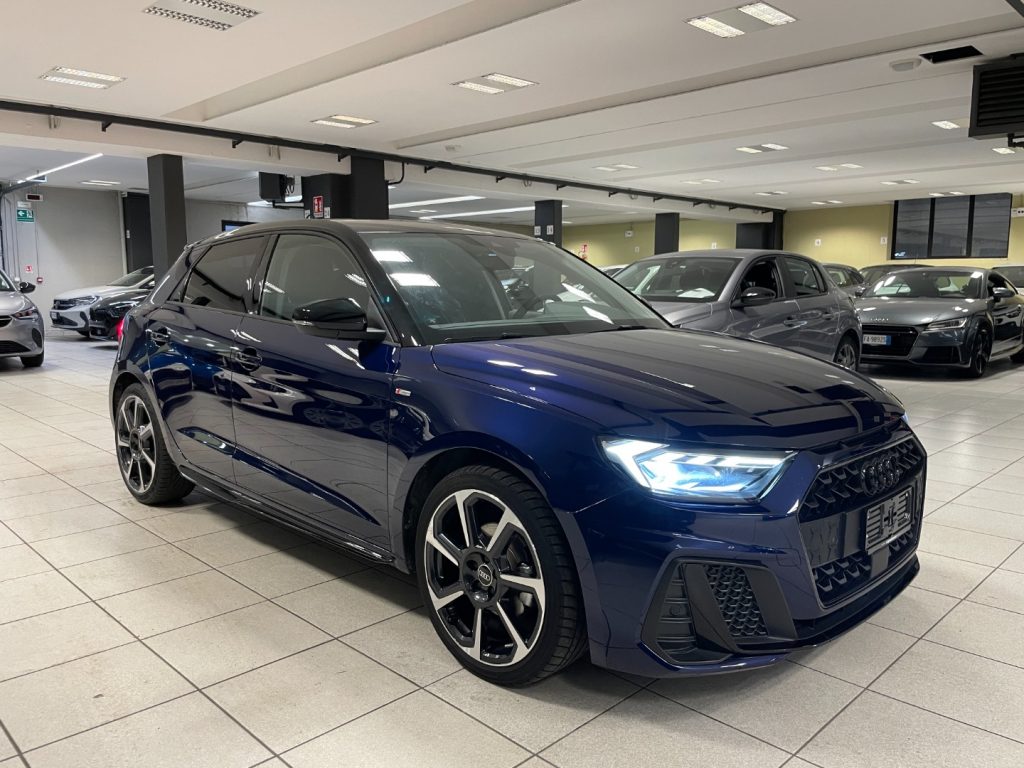 AUDI A1 SPB 30 TFSI S tronic EDITION BLACK SLINE+CAMERA - 3