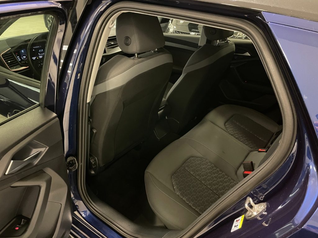 AUDI A1 SPB 30 TFSI S tronic EDITION BLACK SLINE+CAMERA - 14