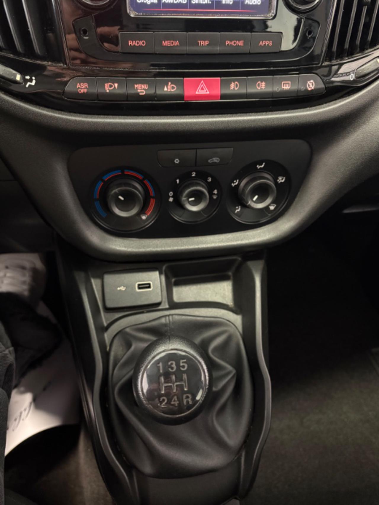 FIAT Doblo 1.3 MJT S&S PC-TN Cargo 5 POSTI 11900€+ IVA - 10