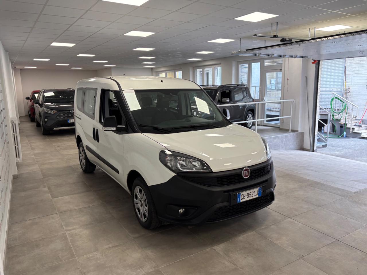FIAT Doblo 1.3 MJT S&S PC-TN Cargo 5 POSTI 11900€+ IVA - 3