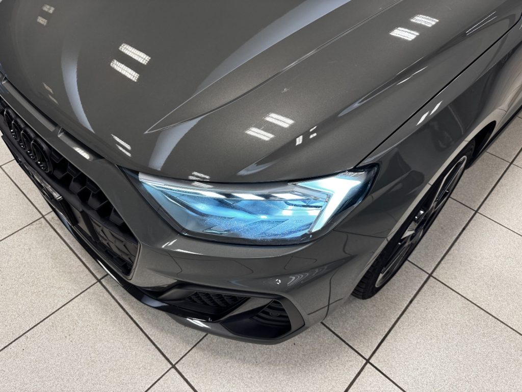 AUDI A1 SPB 30 TFSI S tronic EDITION BLACK SLINE+CAMERA - 4