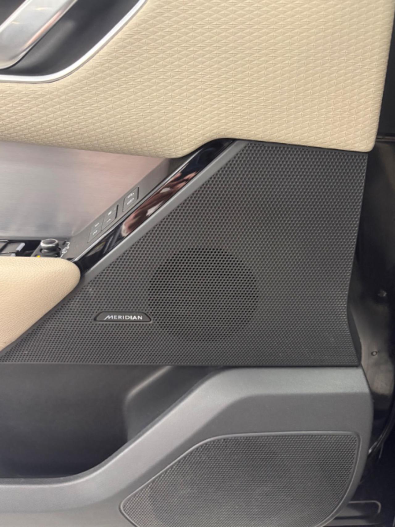 LAND ROVER Range Rover Velar 2.0D I4 240 CV R-Dynamic S - 19