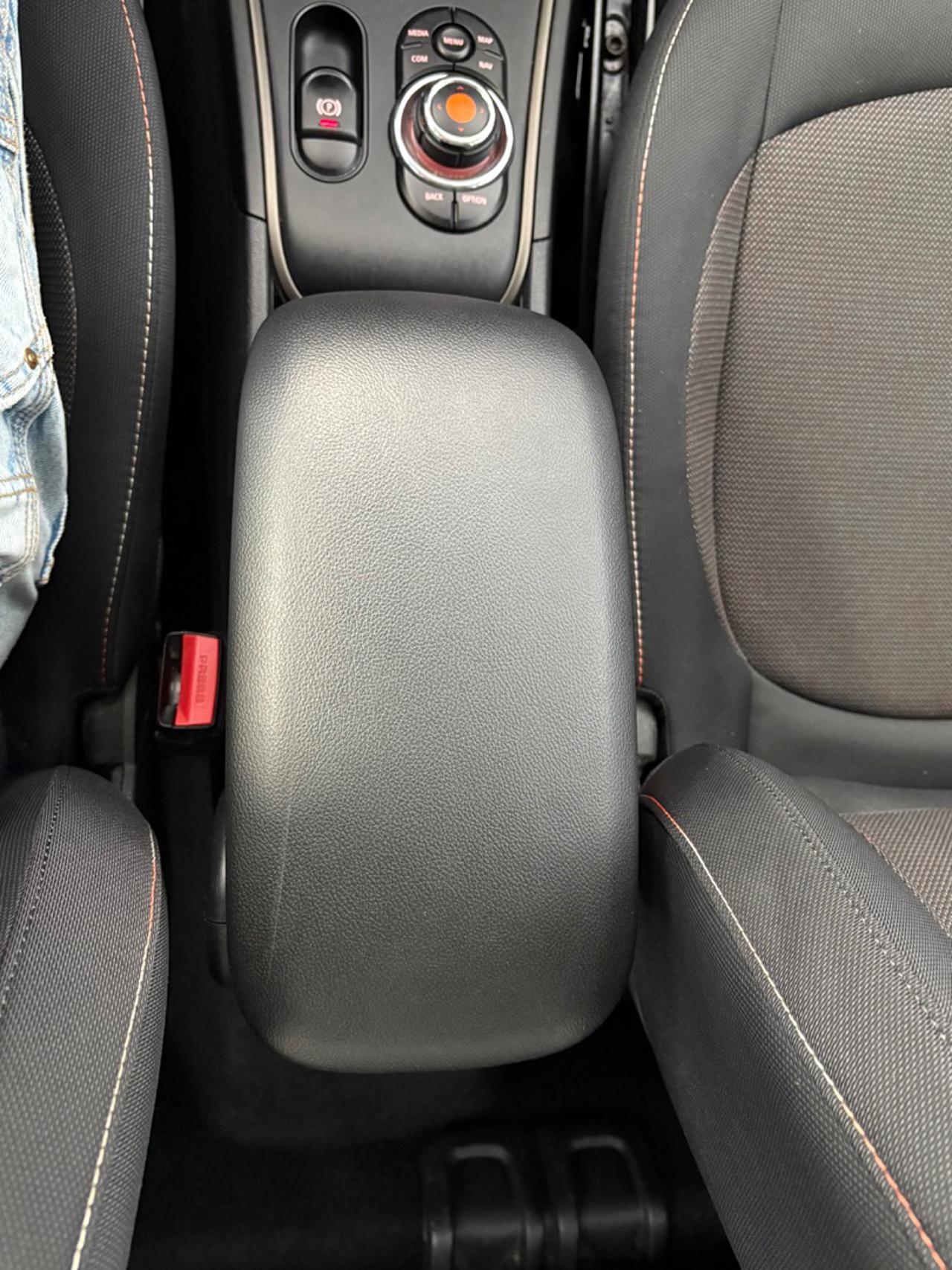 MINI Countryman 2.0 Cooper D Business *TETTO APRIBILE PREZZO REALE - 13