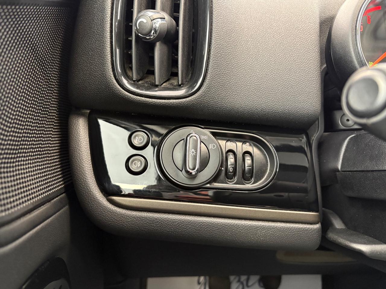 MINI Countryman 2.0 Cooper D Business *TETTO APRIBILE PREZZO REALE - 12