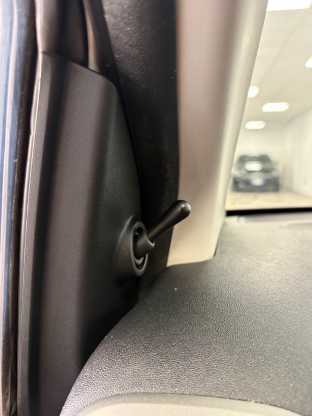 PEUGEOT 108 VTi 68 5 porte Access - 11