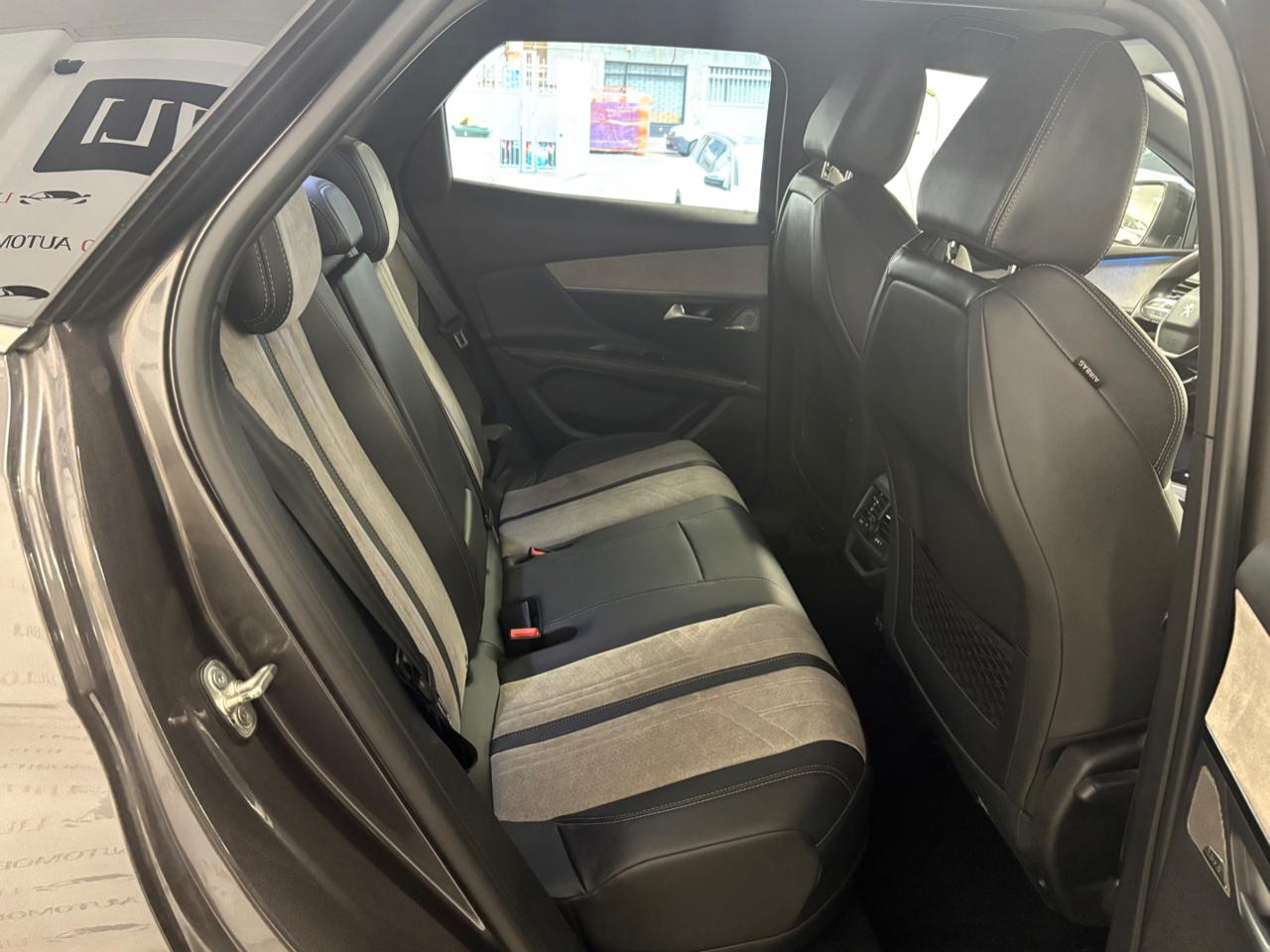 PEUGEOT 3008 Hybrid 225 e-EAT8 GT Pack IVA ESPOSTA - 25