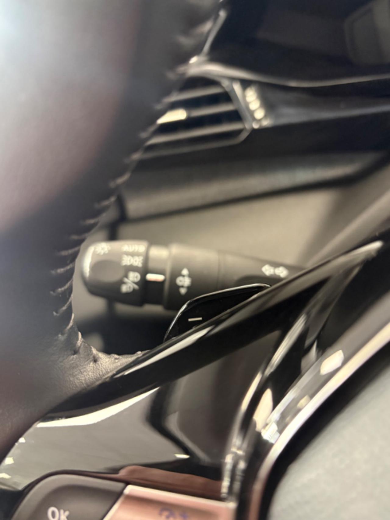 PEUGEOT 308 BlueHDi 130 S&S EAT8 Allure - 11