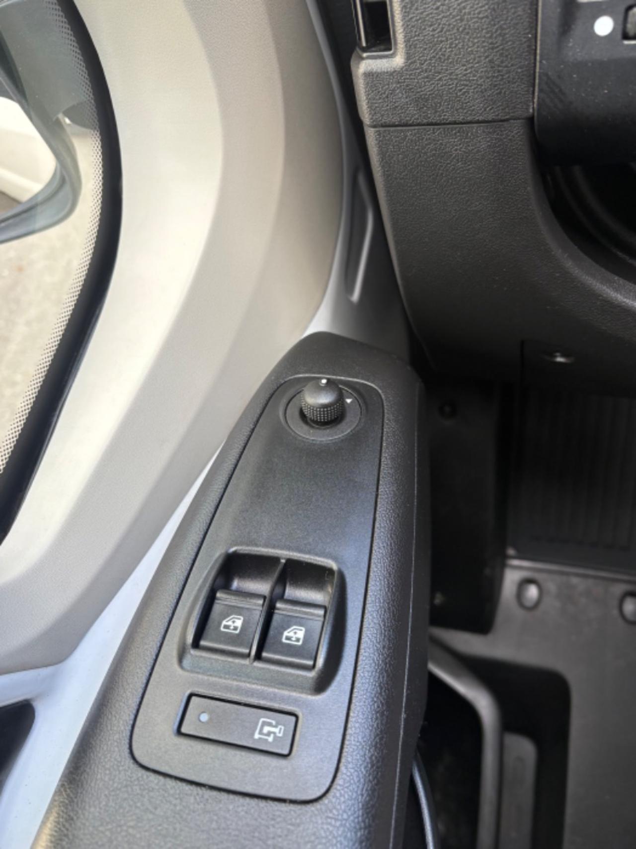 PEUGEOT Boxer 33 2.2 BlueHDi 140 S&S PM-TM Furgone 12900€ +IVA - 12