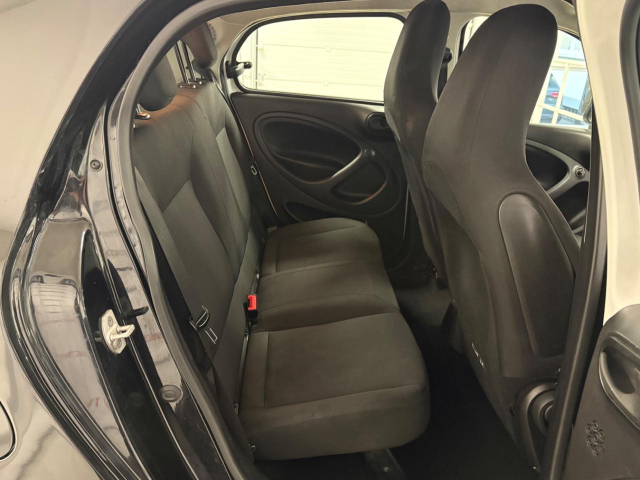 SMART ForFour 70 1.0 Youngster GPL prezzo reale - 17