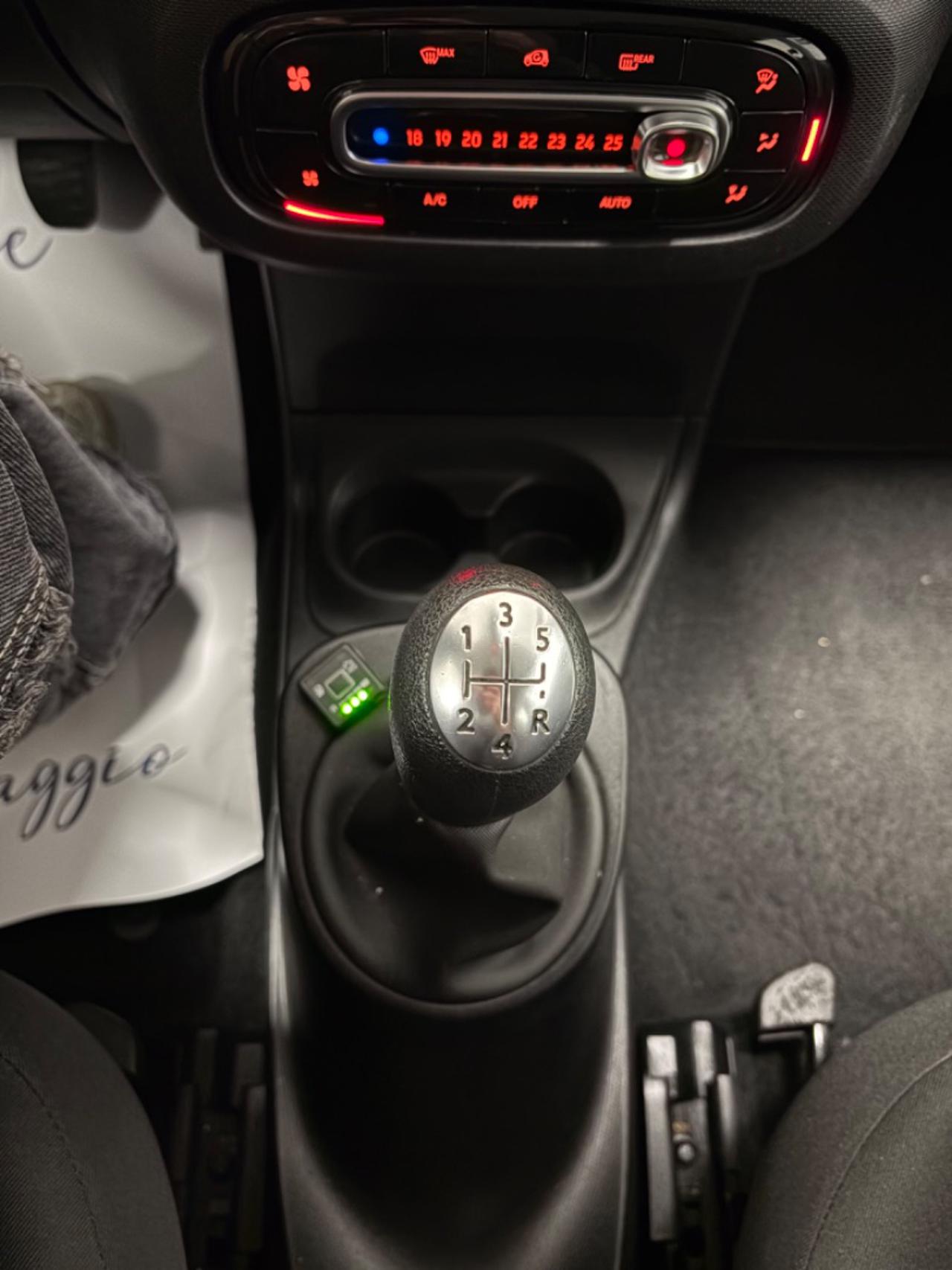 SMART ForFour 70 1.0 Youngster GPL prezzo reale - 12