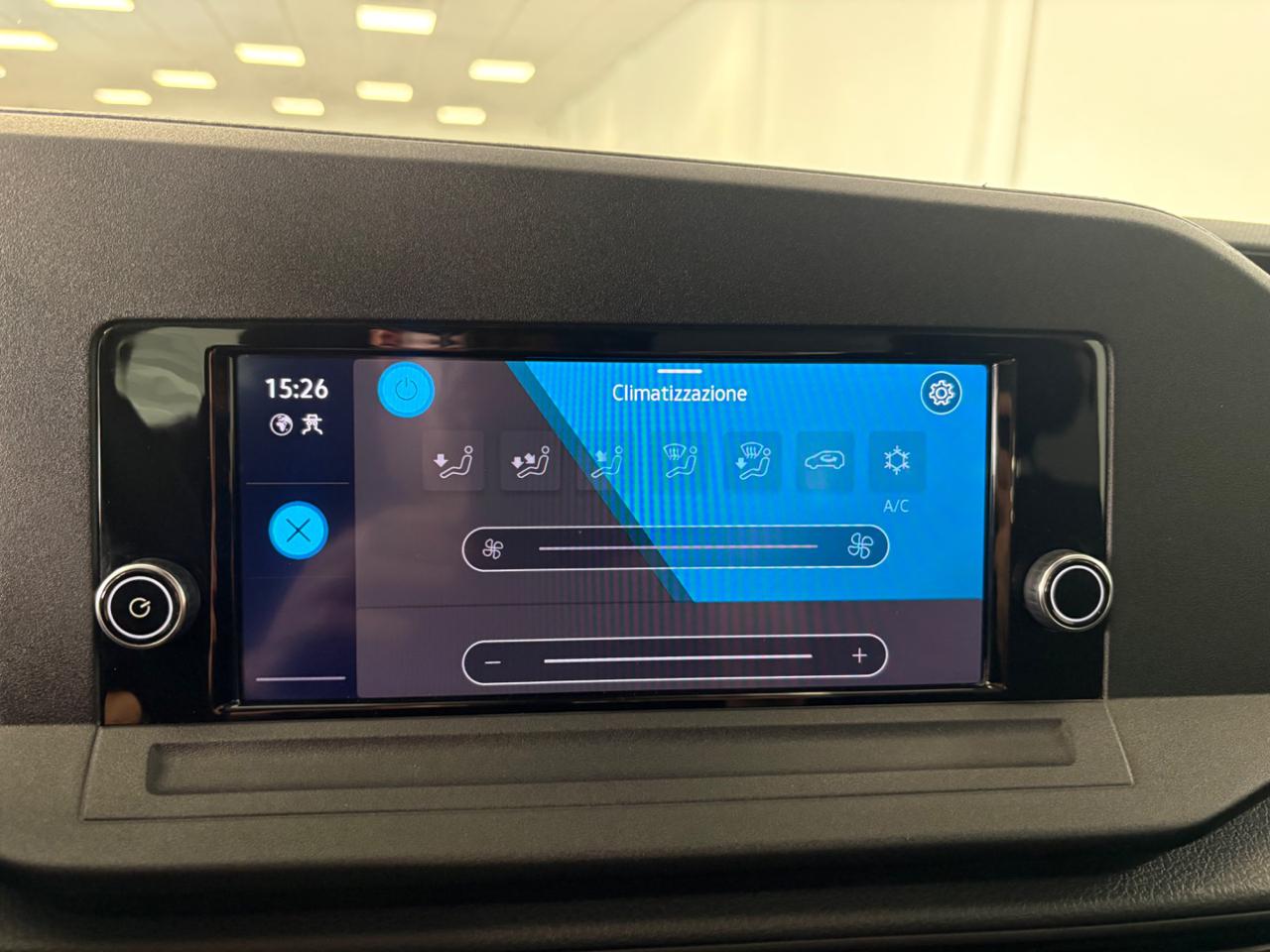 VOLKSWAGEN Caddy 2.0 TDI 102 CV Kombi  5 POSTI N1 €18900 + IVA - 15