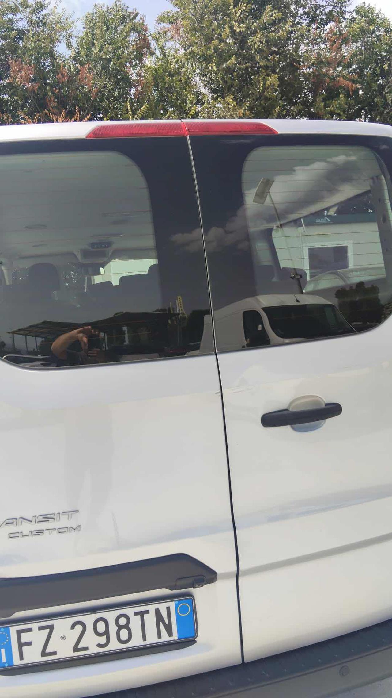 FORD Transit Custom 320 2.0 TDCi 130 aut. PASSO LUNGO Trend 8 posti - 2