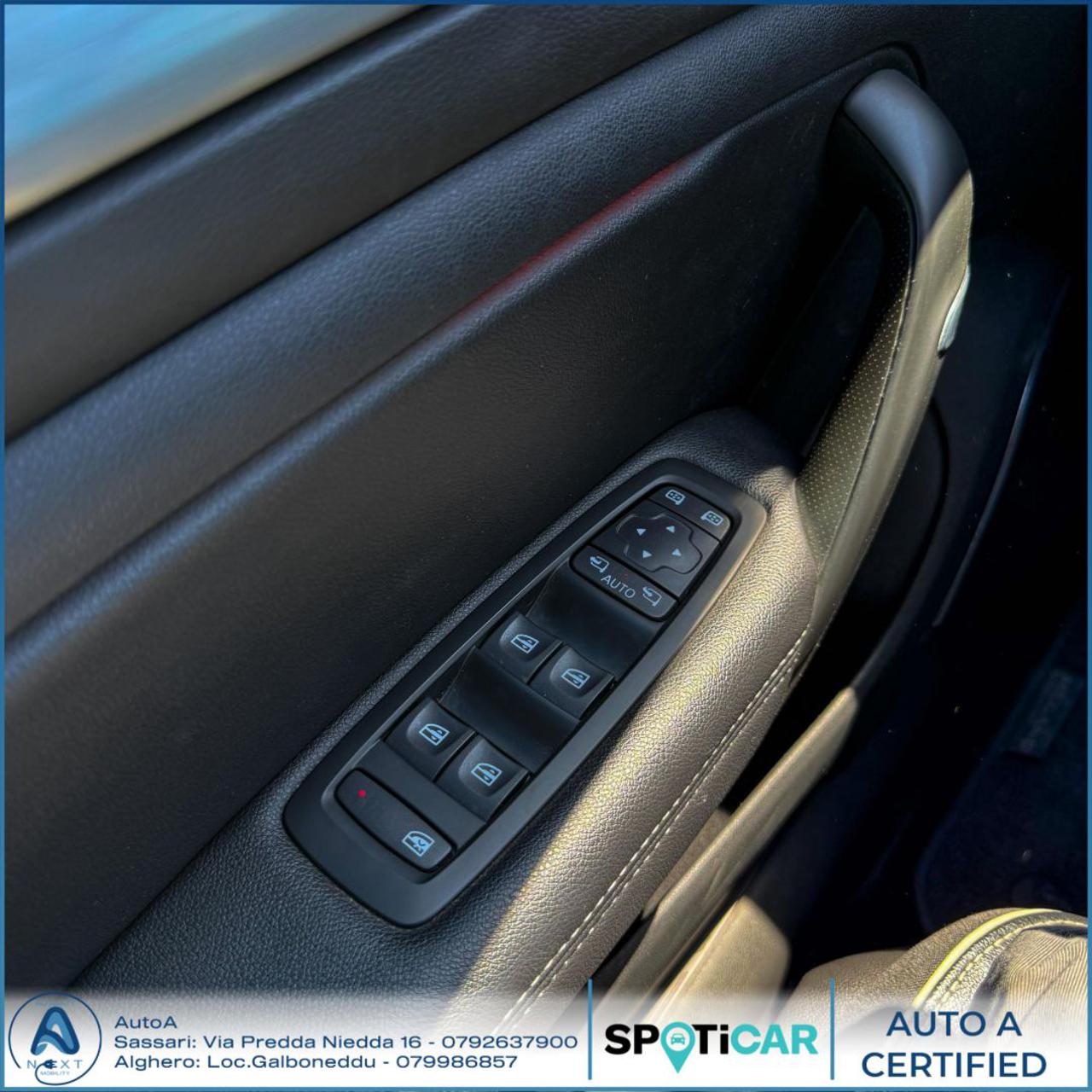 RENAULT Megane Sporter dCi 8V 110 CV EDC Energy Zen - 17