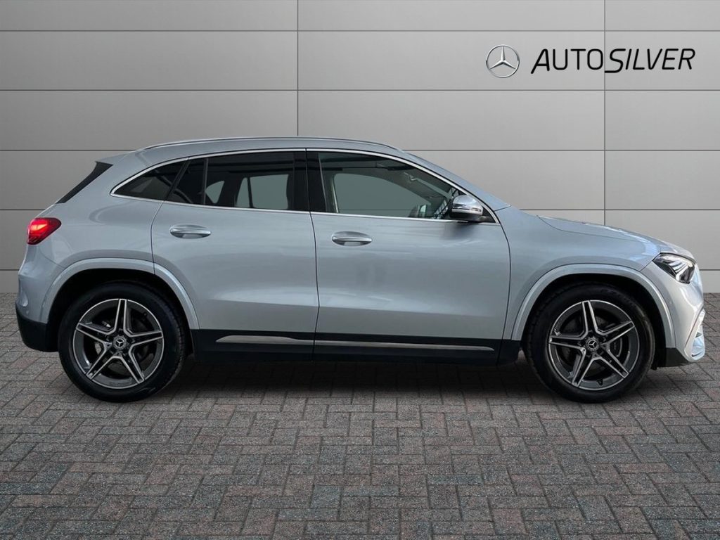 MERCEDES-BENZ GLA 180 d Automatic AMG Line Advanced Plus - 5