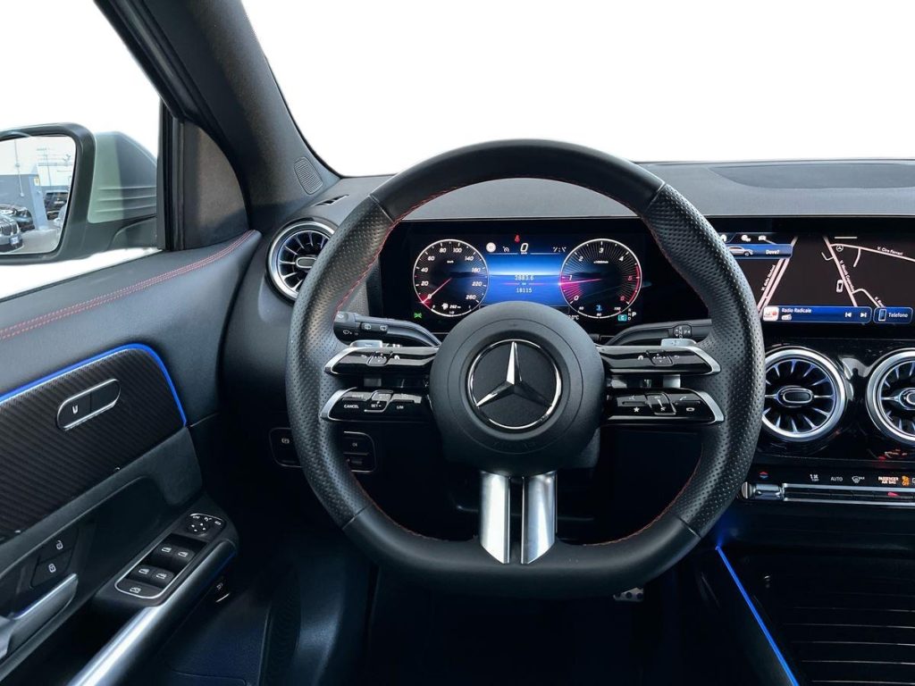 MERCEDES-BENZ GLA 180 d Automatic AMG Line Advanced Plus - 11