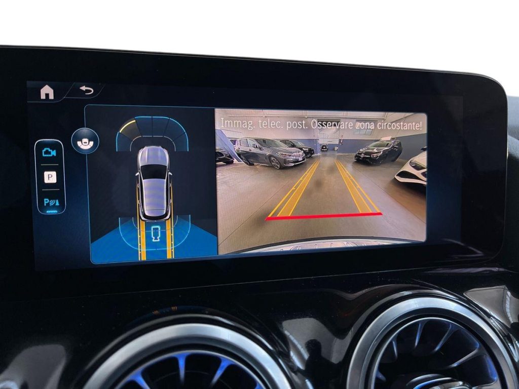 MERCEDES-BENZ GLA 180 d Automatic AMG Line Advanced Plus - 12