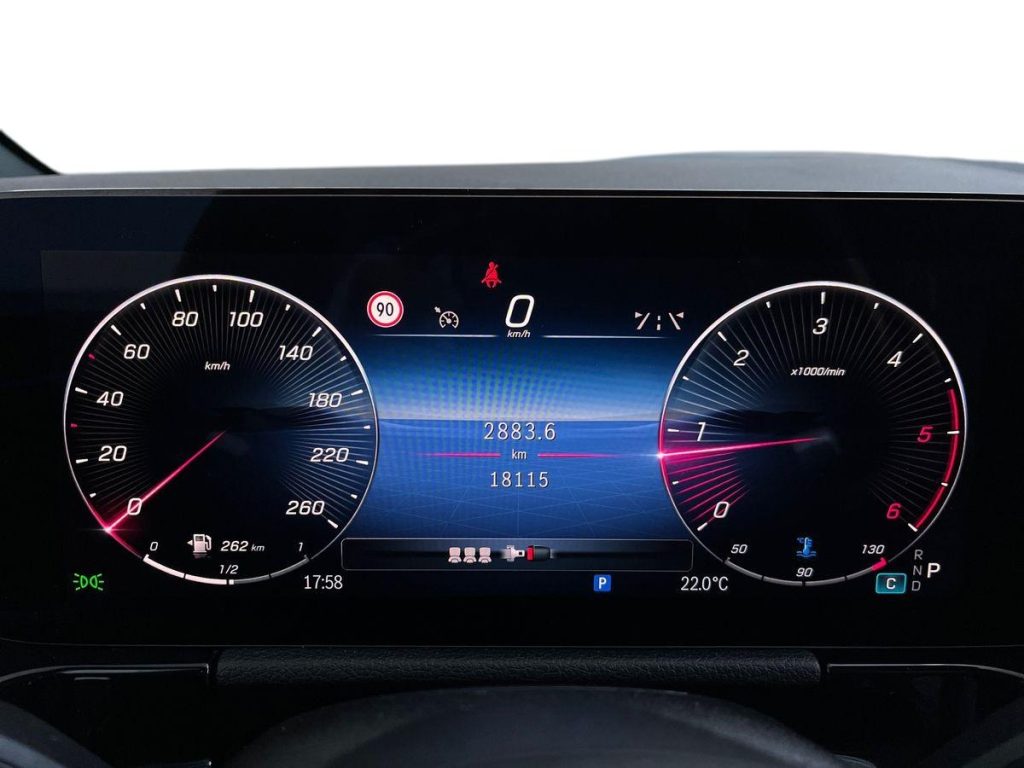 MERCEDES-BENZ GLA 180 d Automatic AMG Line Advanced Plus - 8