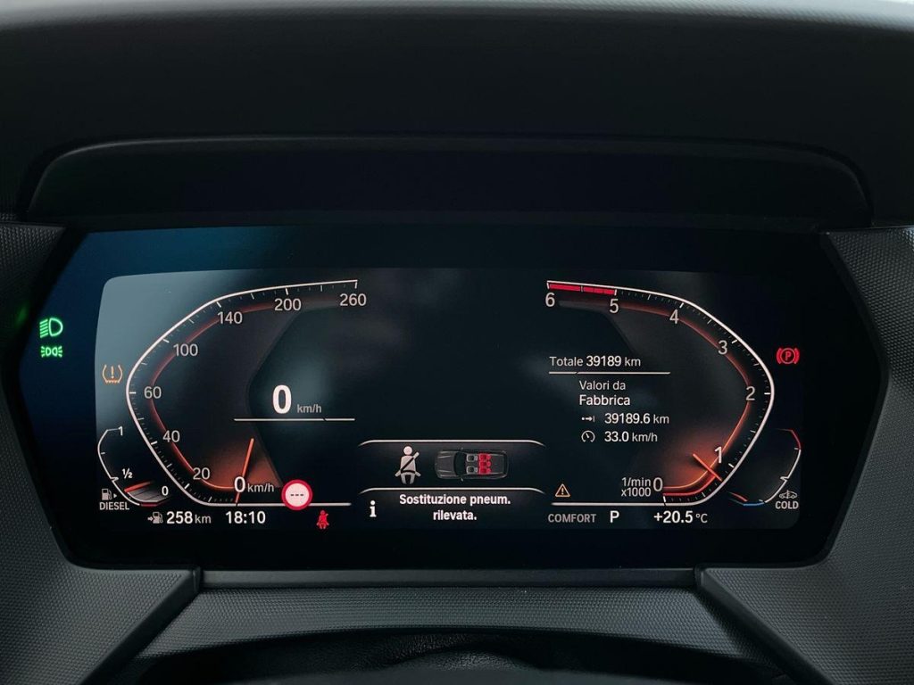 BMW 118 d 5p. Msport - 8