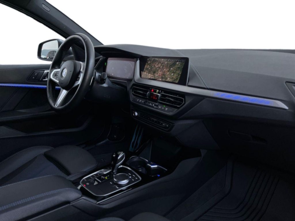 BMW 118 d 5p. Msport - 16