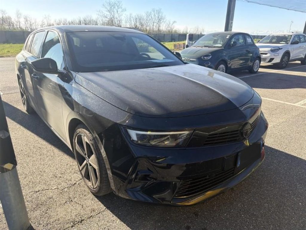 OPEL Astra 1.2 Turbo 130 CV AT8 Sports Tourer GS - 4