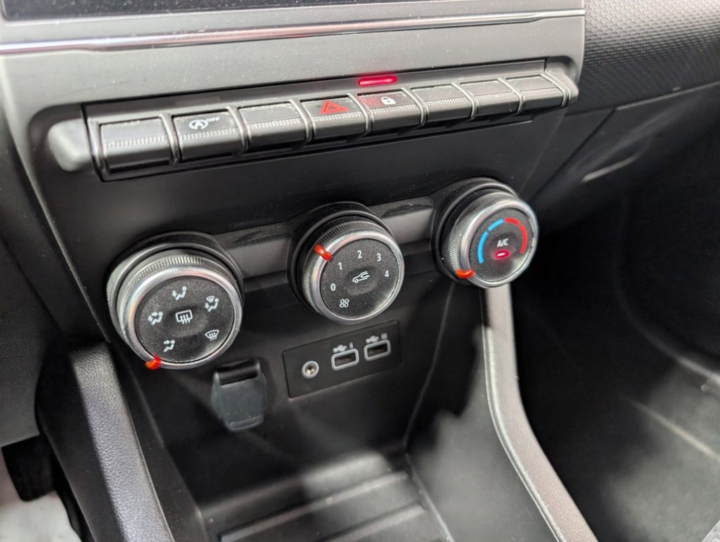 RENAULT Clio SCe 65 CV 5P Equilibre AZIENDALE OK NEOPATENTATI - 13