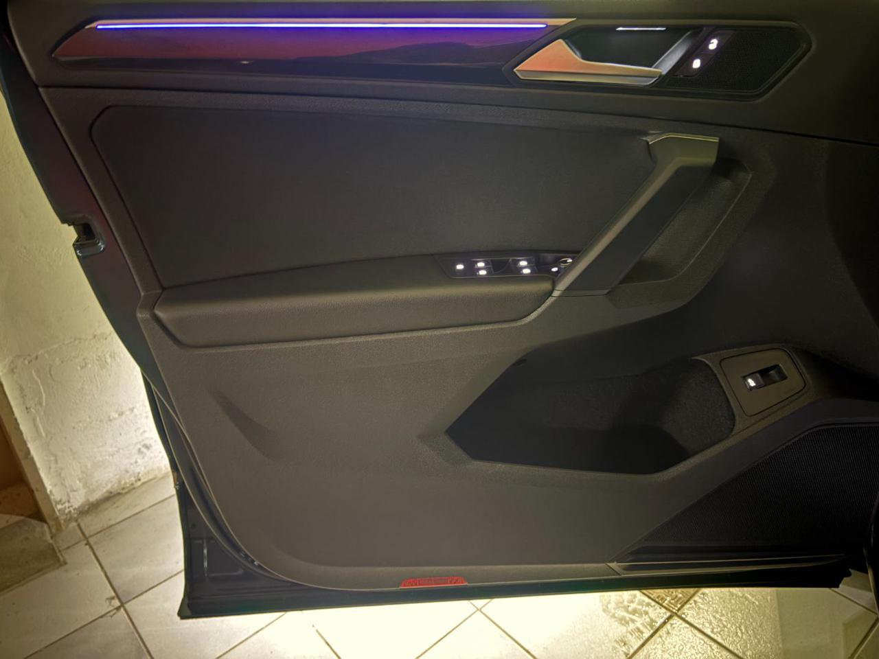 VOLKSWAGEN Tiguan 2.0 TDI 150 CV SCR DSG Elegance VIRTUAL - 23