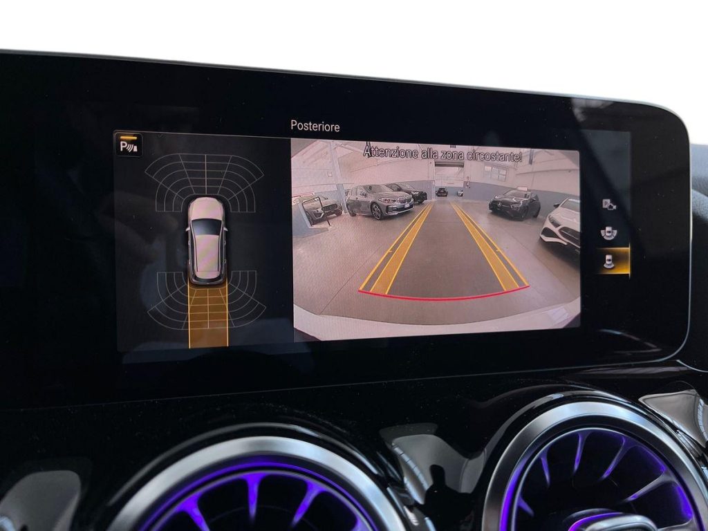 MERCEDES-BENZ B 200 d 4matic Premium - 12