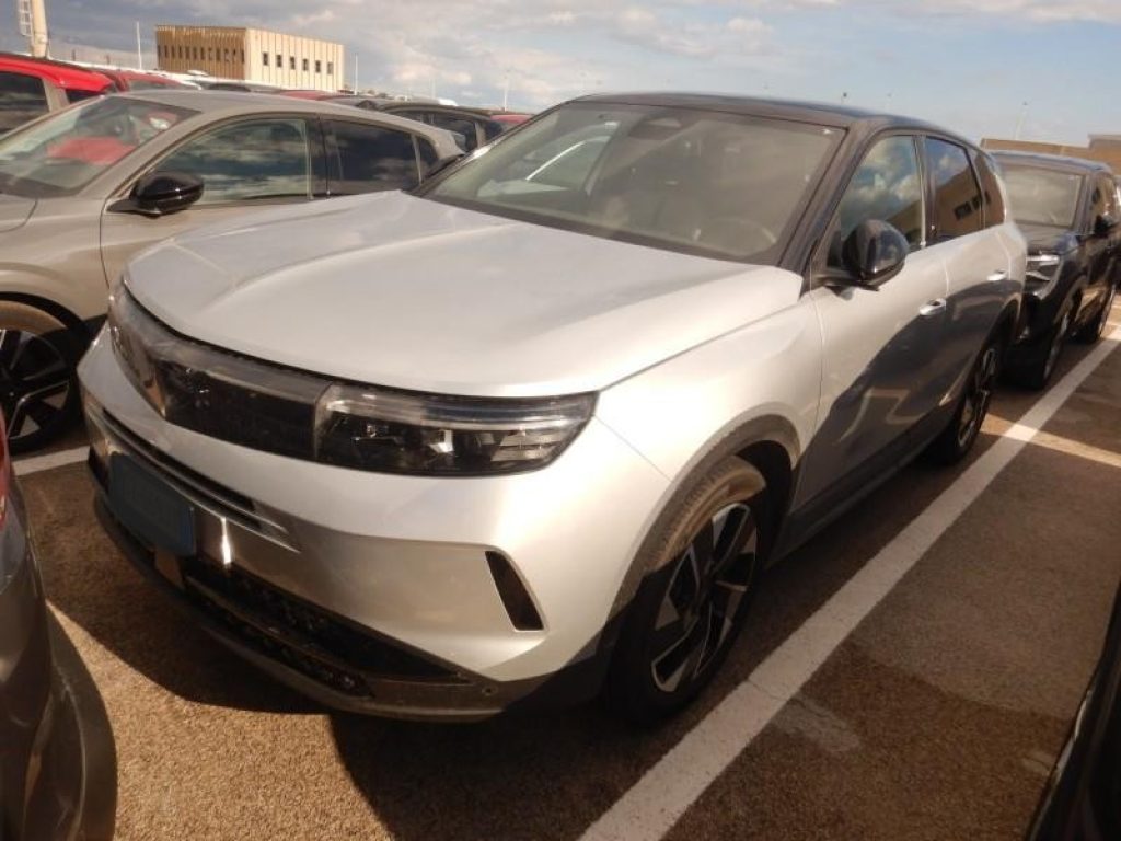 OPEL Grandland 1.2 Hybrid aut. GS - 2
